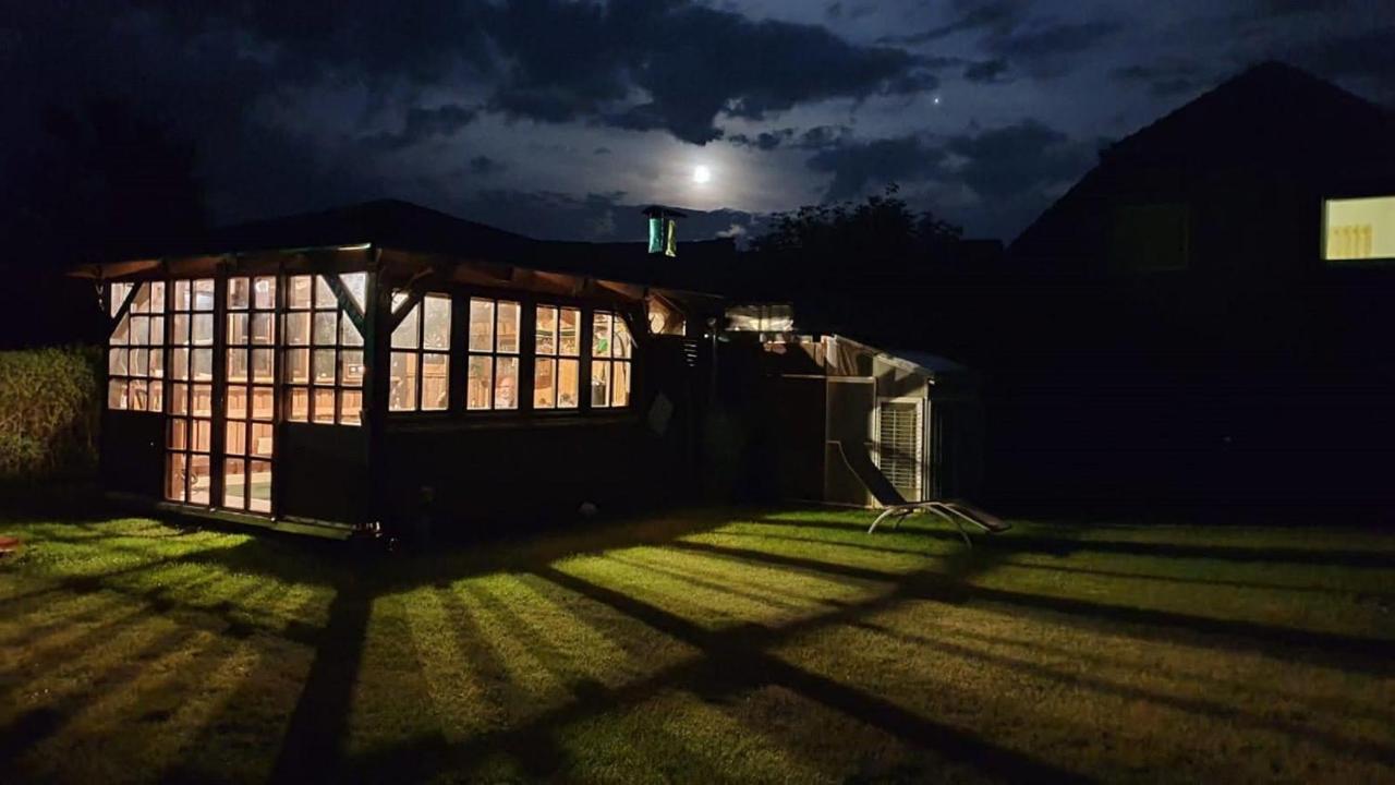 베센베르크 Ferienhaus Mit 2 Fewo In Mecklenburg 아파트 외부 사진