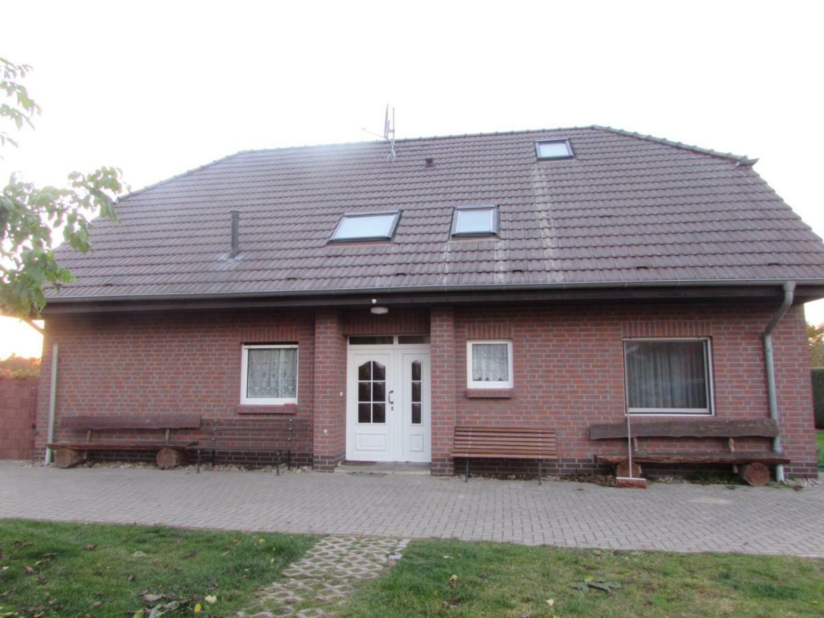 베센베르크 Ferienhaus Mit 2 Fewo In Mecklenburg 아파트 외부 사진